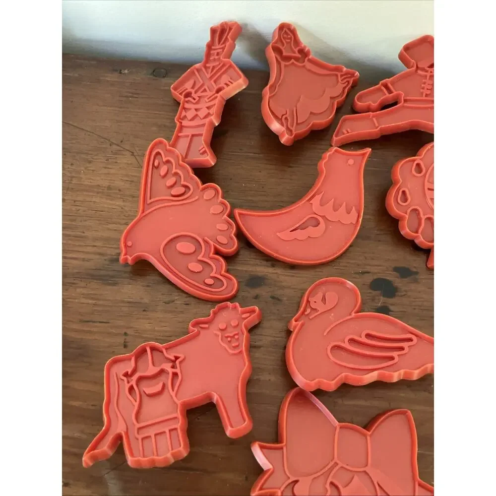 Vtg 1978 Chilton Twelve Days of Christmas Incomplete Set of 10 Cookie Cutters